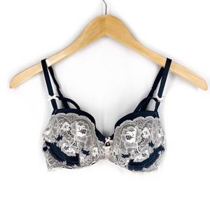 Victoria's Secret Dream Angels Lined Demi Bra Black White Lace Strappy 32D